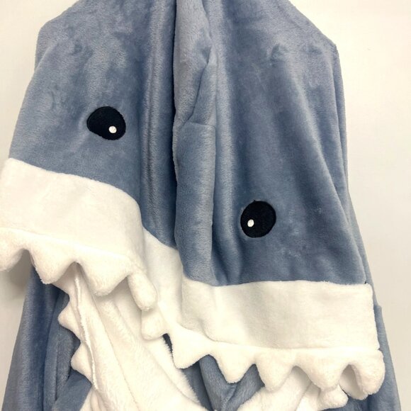 Shark Hoodie Costume Wearable Blanket Size Kids Medium - Picture 5 of 10